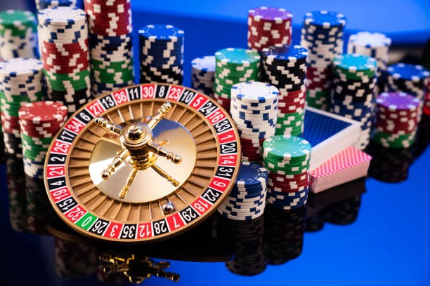 rakatoto slot mobile site interface showing live casino and slot games on smartphone